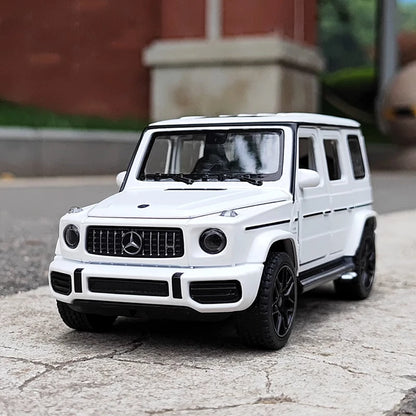 1:32 Mercedes Benz G63 Car Model